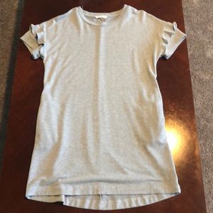 Grey t-shirt dress with pockets